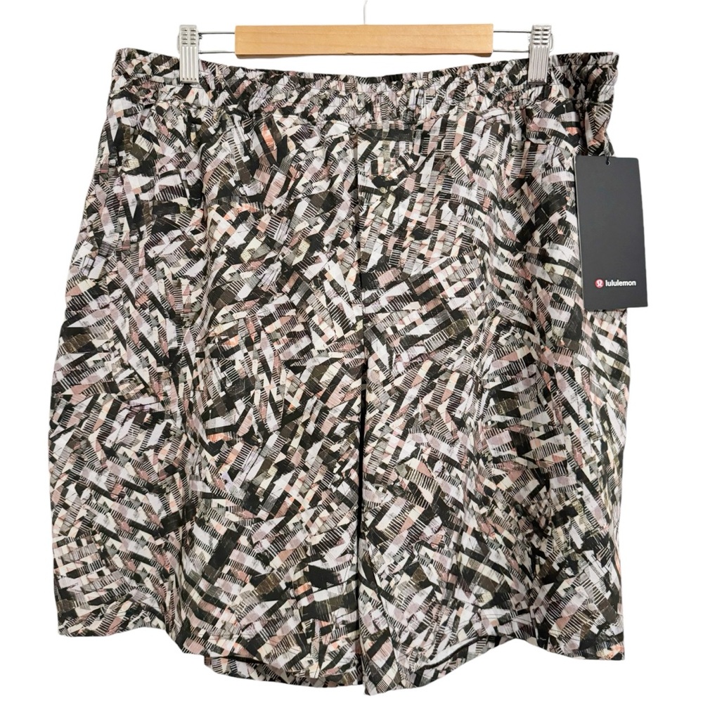 lululemon Pace Breaker Lined Shorts 9” XXL NWT Multi Print